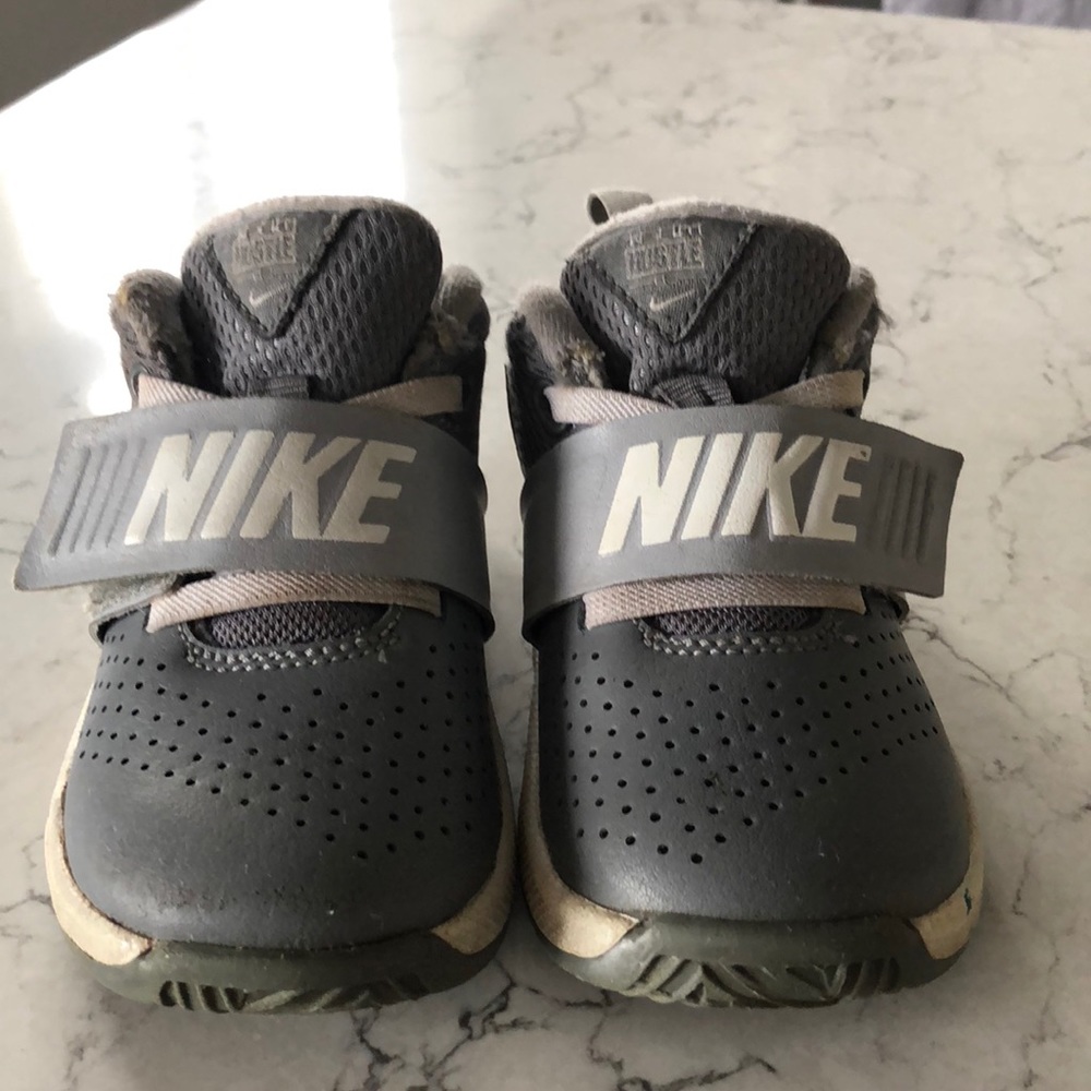 Toddler boys Nike shoes